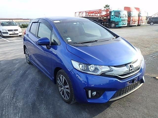 14 Honda Fit Hybrid S Pack For Sale 35 000 Km Automatic Transmission Bhk Motors