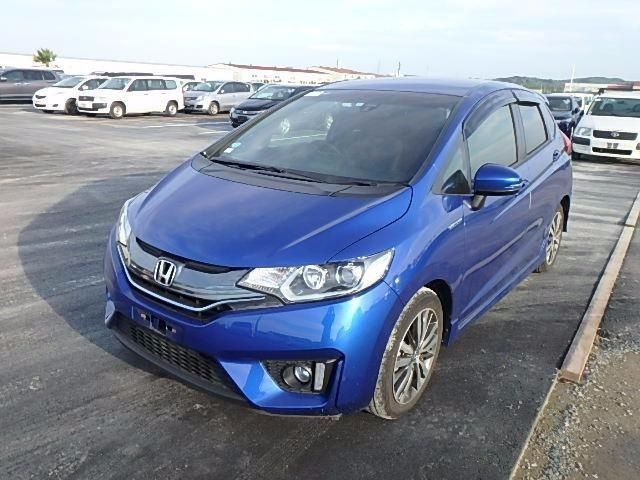 14 Honda Fit Hybrid S Pack For Sale 35 000 Km Automatic Transmission Bhk Motors