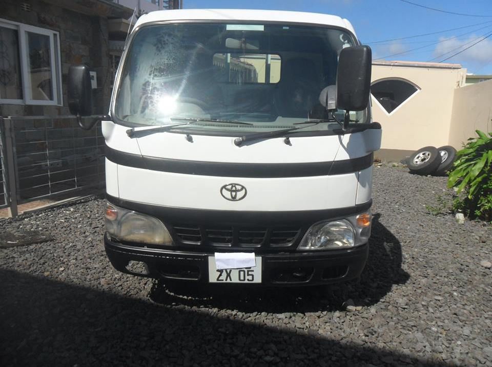 Used Toyota for sale in Camp Fouquereaux - Lumiere Auto 