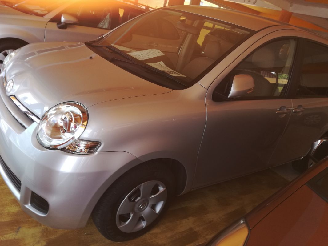 Toyota sienta 2014