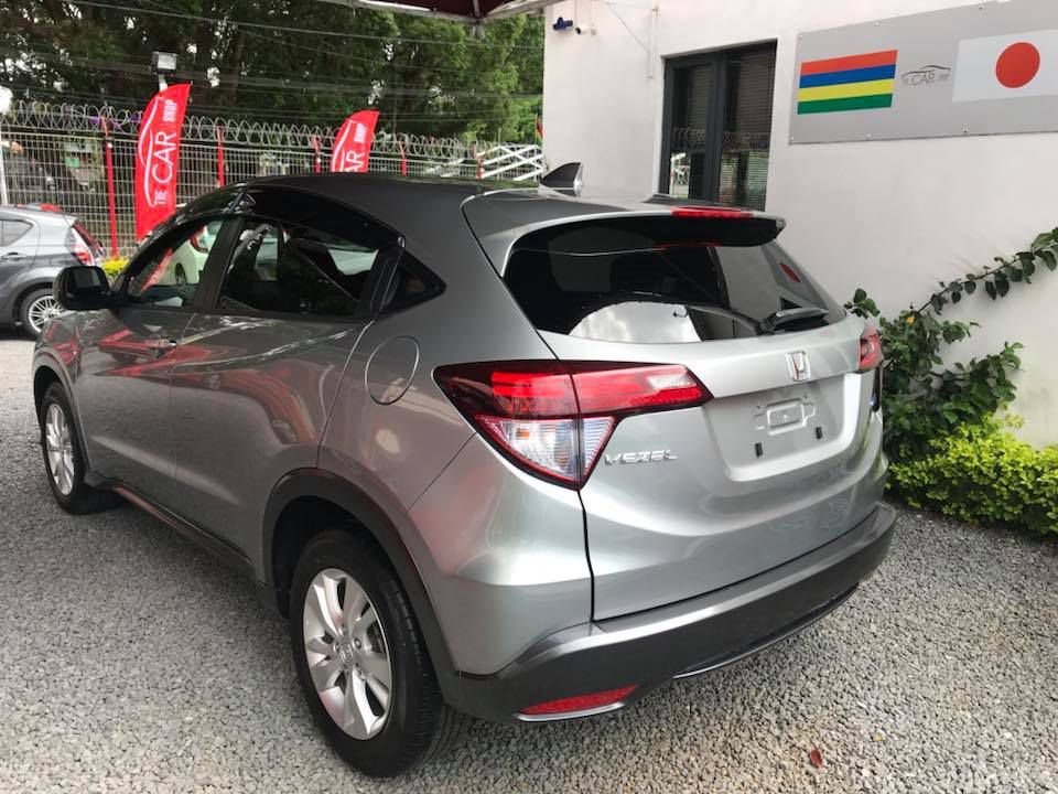 Honda vezel hybrid 2014