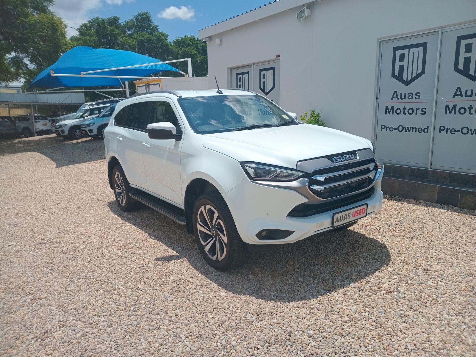 Isuzu MU-X 3.0 Onyx 4x4 AT in Namibia