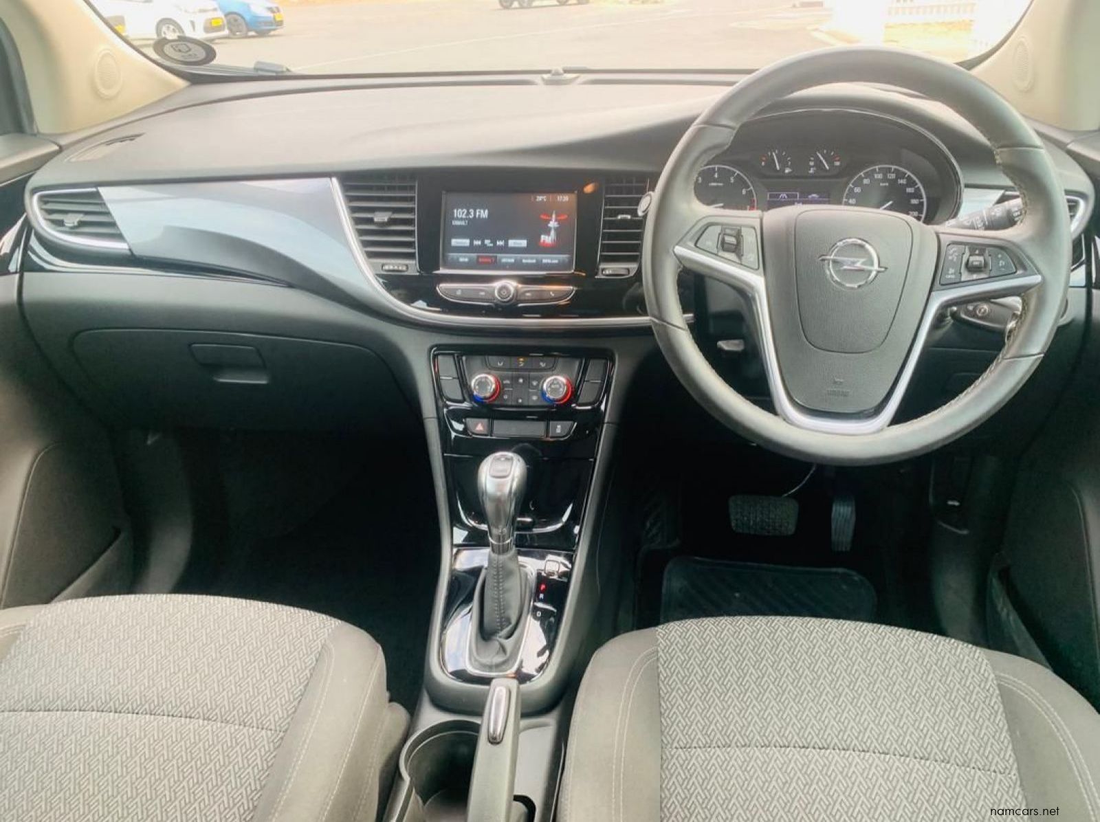 2019 Opel Mokka 1.4T Enjoy Auto pictures