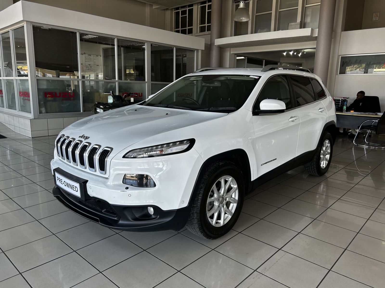 2020 Jeep Cherokee 2.4 Longitude Petrol AT pictures