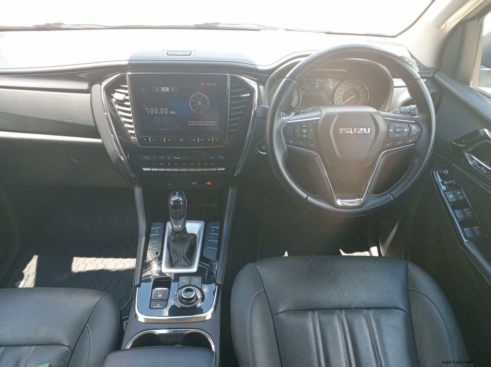 2022 Isuzu MU-X 3.0 Onyx 4x4 AT pictures