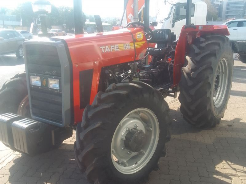 2025 Tafe 8502 4WD HS OIB pictures
