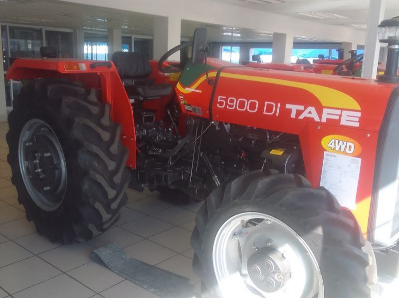 Used Tafe 5900 Di 4WD  for sale in Windhoek, Namibia
