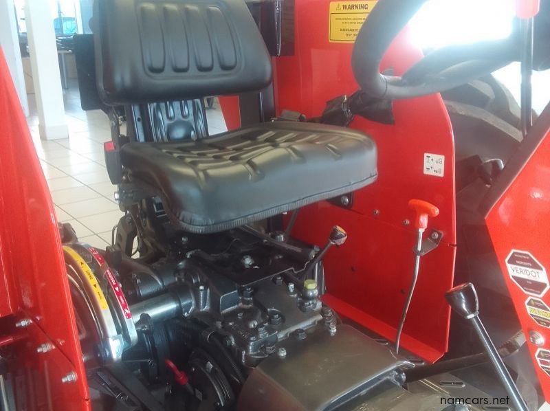 2025 Tafe 7502 DI 4WD pictures