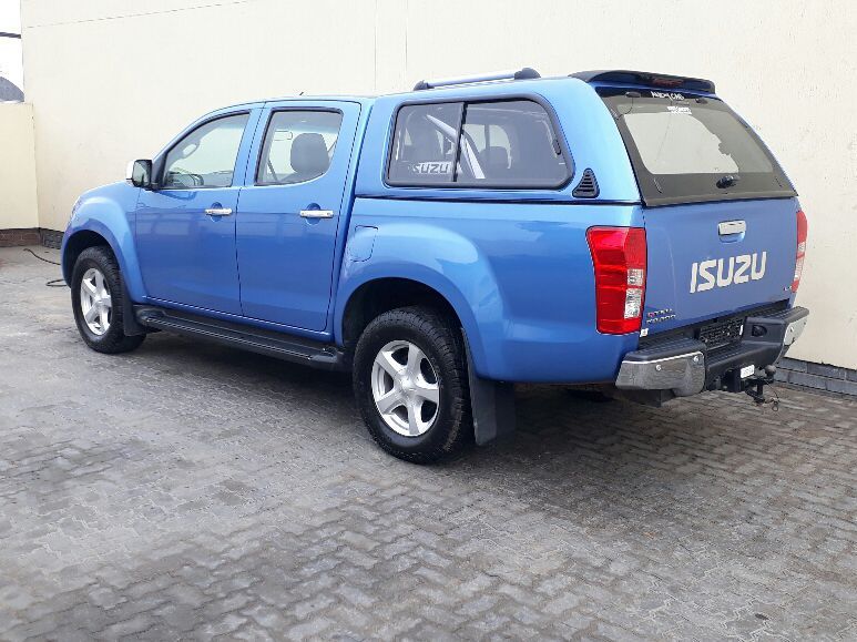 2014 Isuzu ISUZU KB 300 4X2 D/CAB LX for sale 91 000 Km Manual