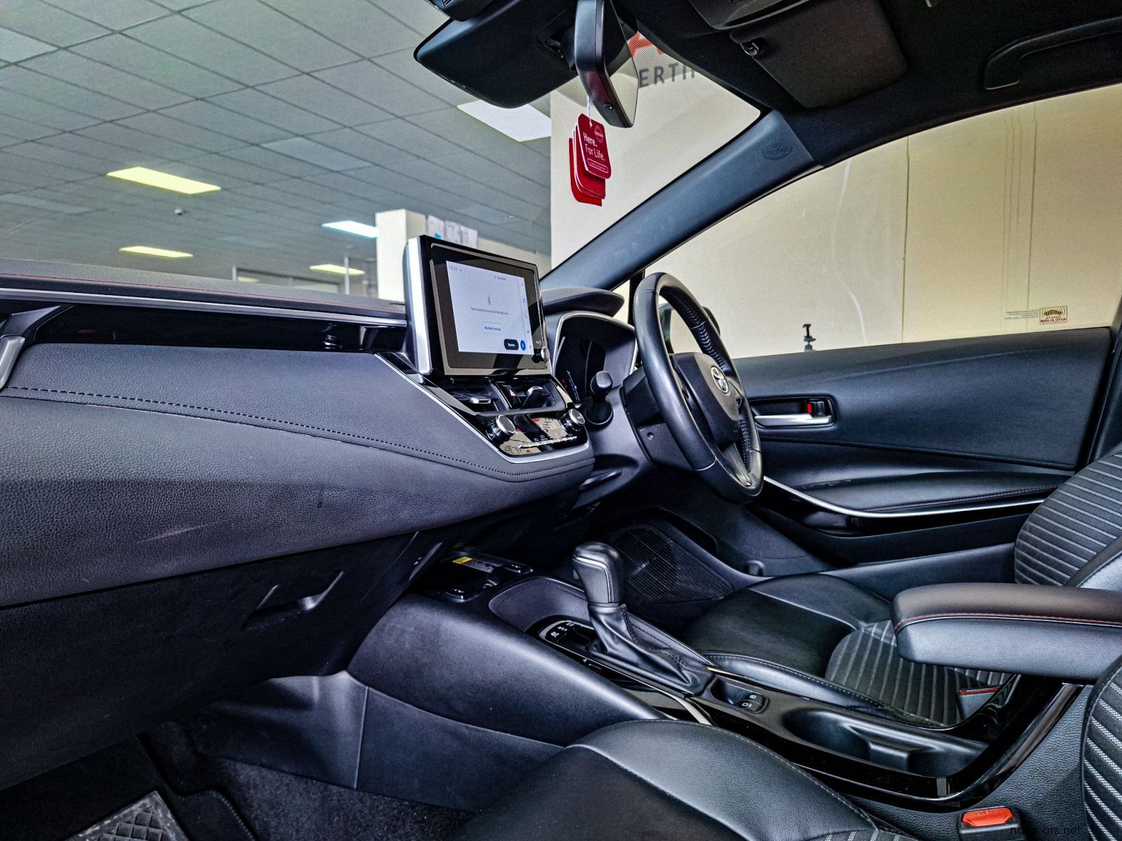 2024 Toyota Corolla 1.8 XR HEV photo