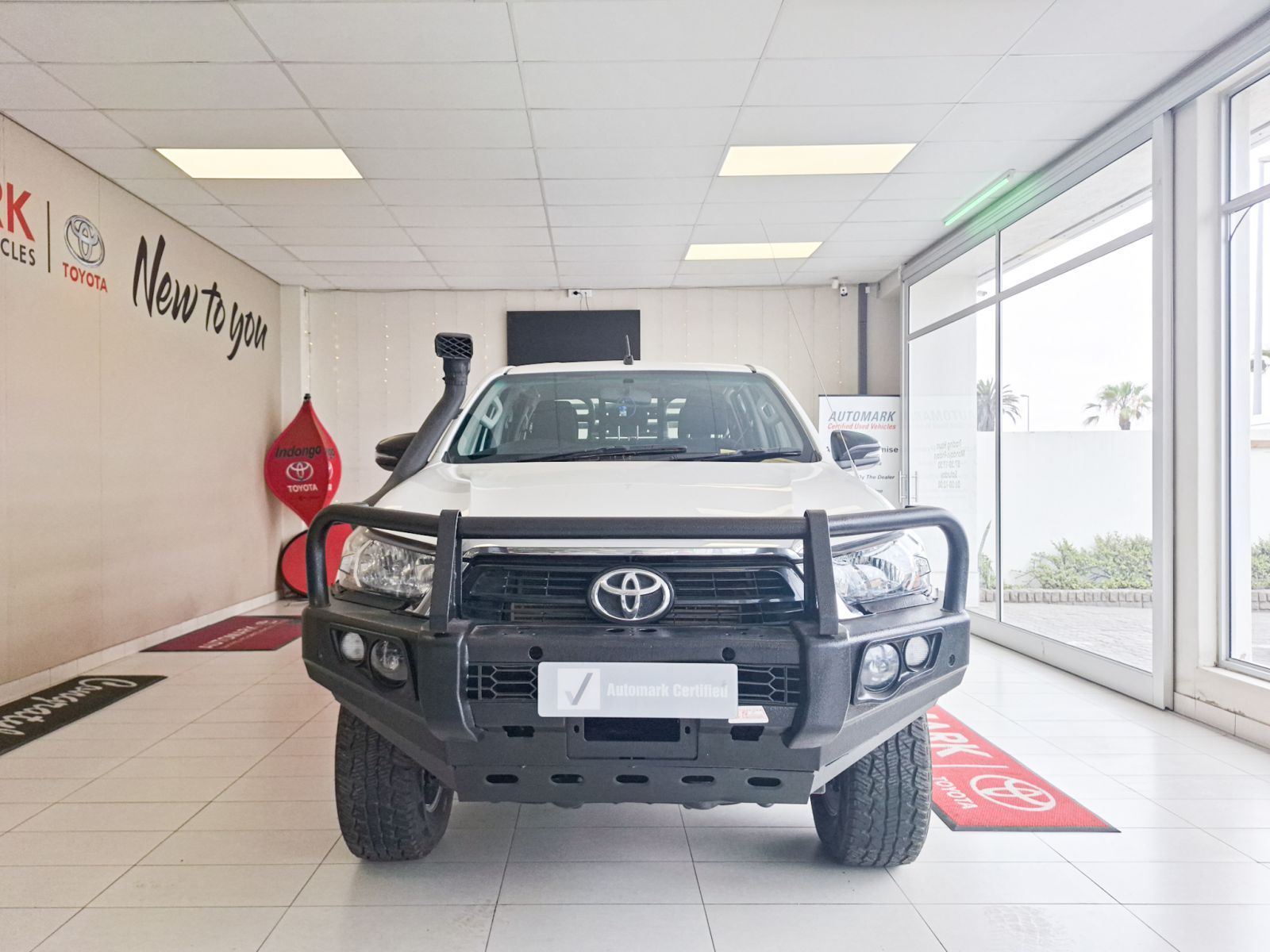 2021 Toyota Hilux 2.4 Gd-6 Raider 4x4 MT photo