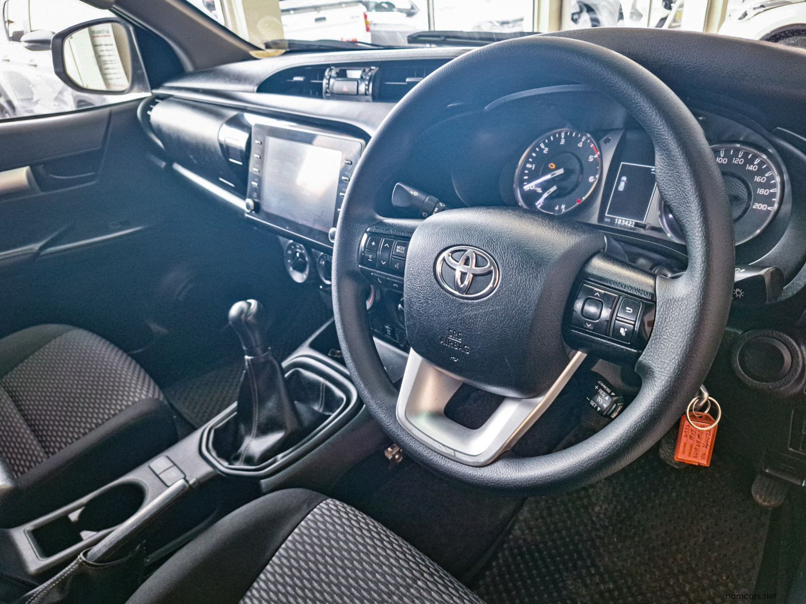 2021 Toyota Hilux 2.4 Gd-6 Raider 4x4 MT photo