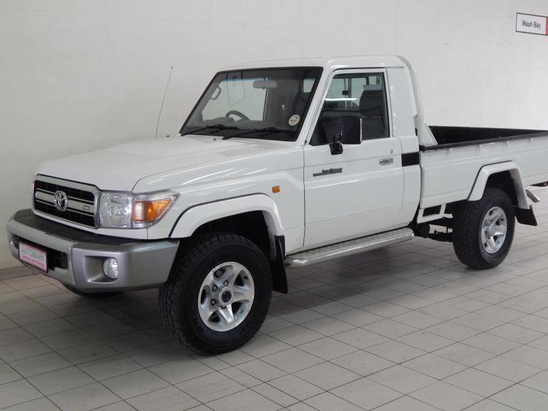 2009 Toyota Land Cruiser Pick Up for sale | 125 000 Km | Manual ...