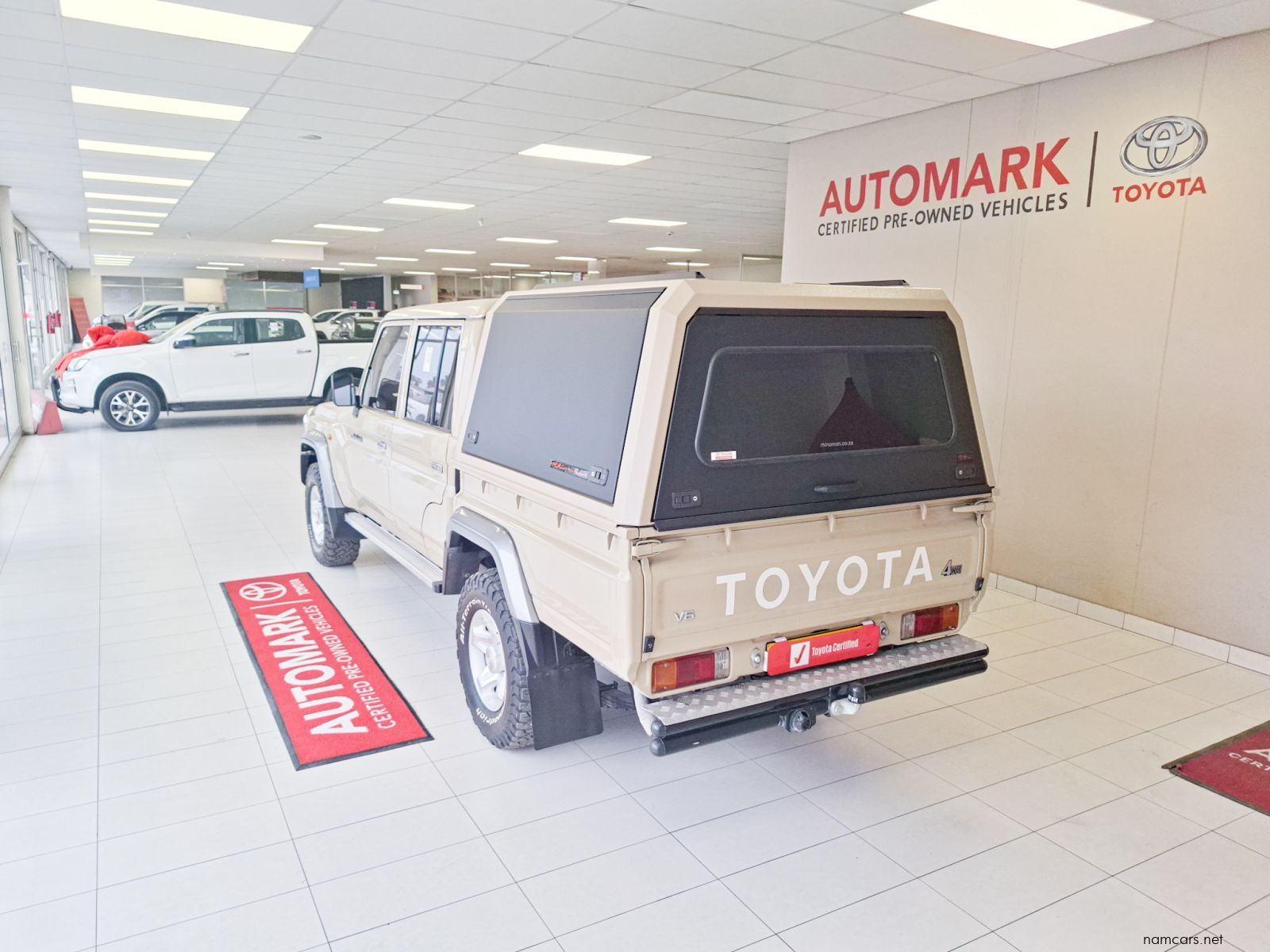 2022 Toyota LC79 4.0 Petrol V6 MT 4x4 photo