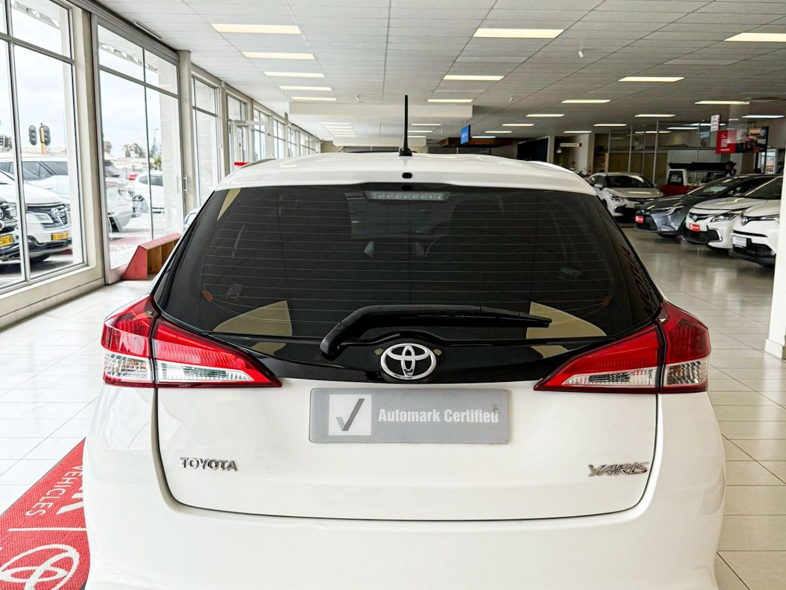 2018 Toyota YARIS 1.5 XS HB photo