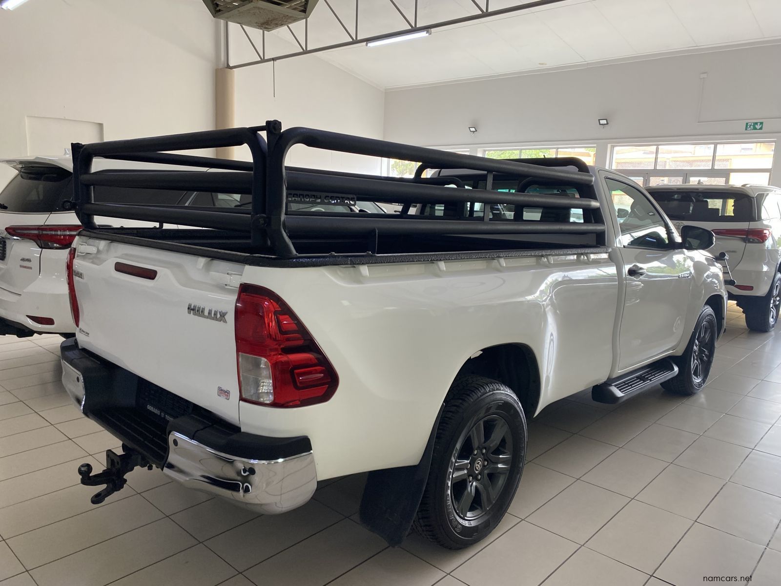 2022 Toyota Hilux 2.4 S/C Raider RB photo