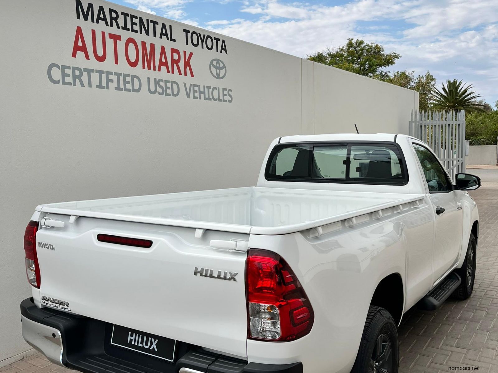 2026 Toyota Hilux SC 2.4GD6 4X2 Raider MT photo