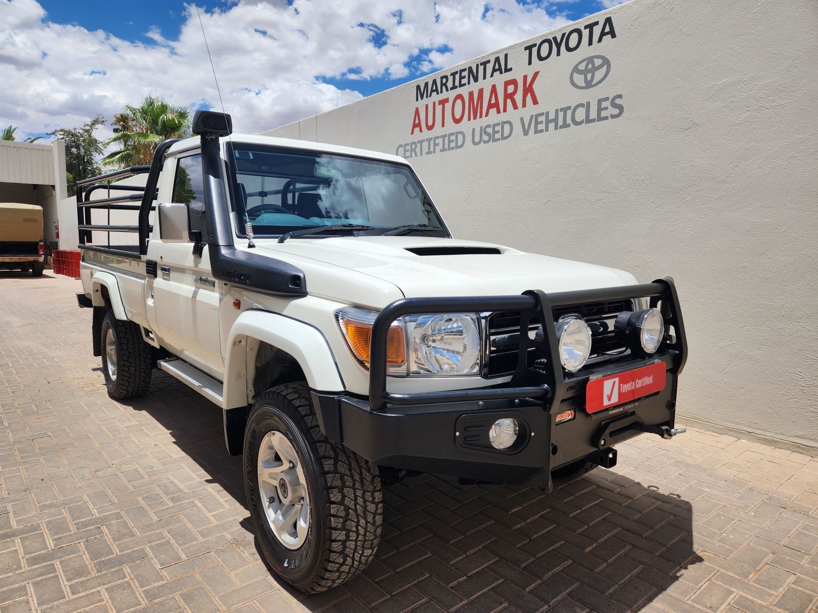 Toyota Land Cruiser SC 4.5 V8 Diesel in Namibia