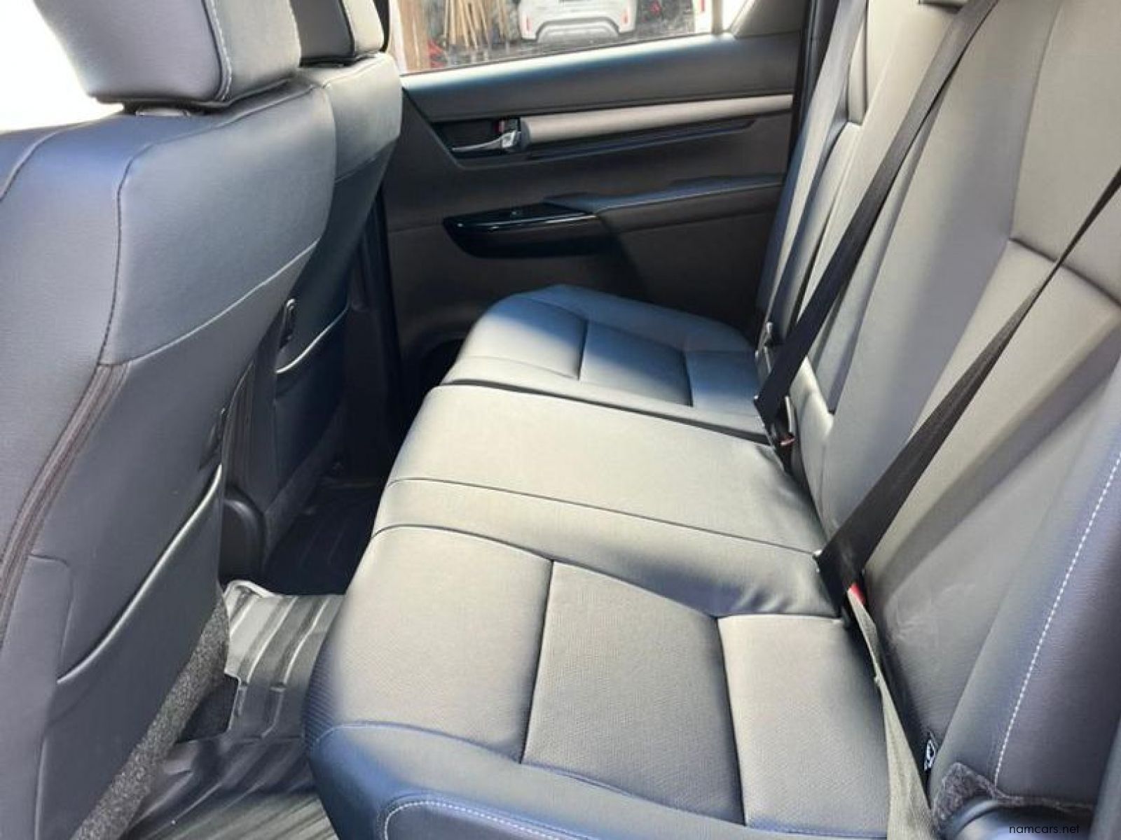 2025 Toyota Toyota Hilux Double Cab 2.8GD6 4x2 Legend 55 AT photo