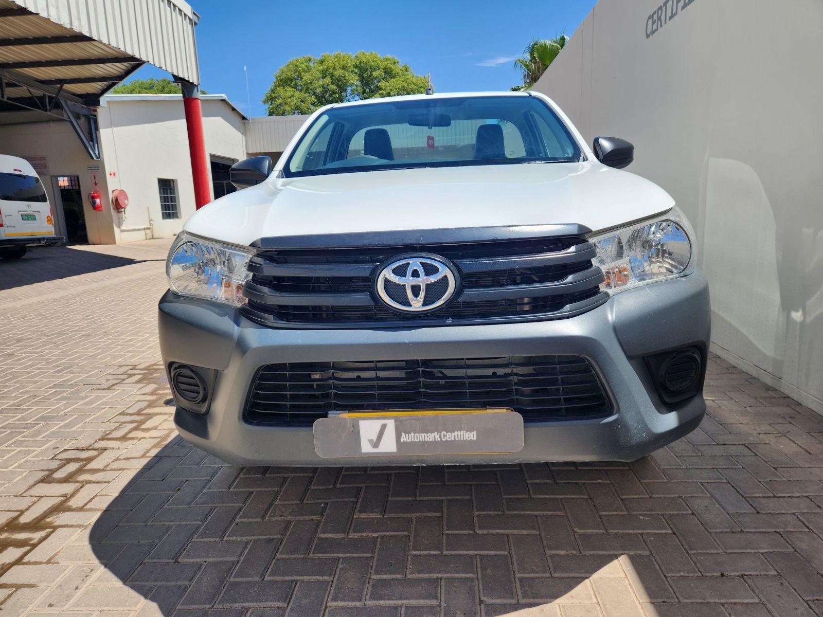 2020 Toyota Hilux SC 2.0VVTi S A/C 5MT photo