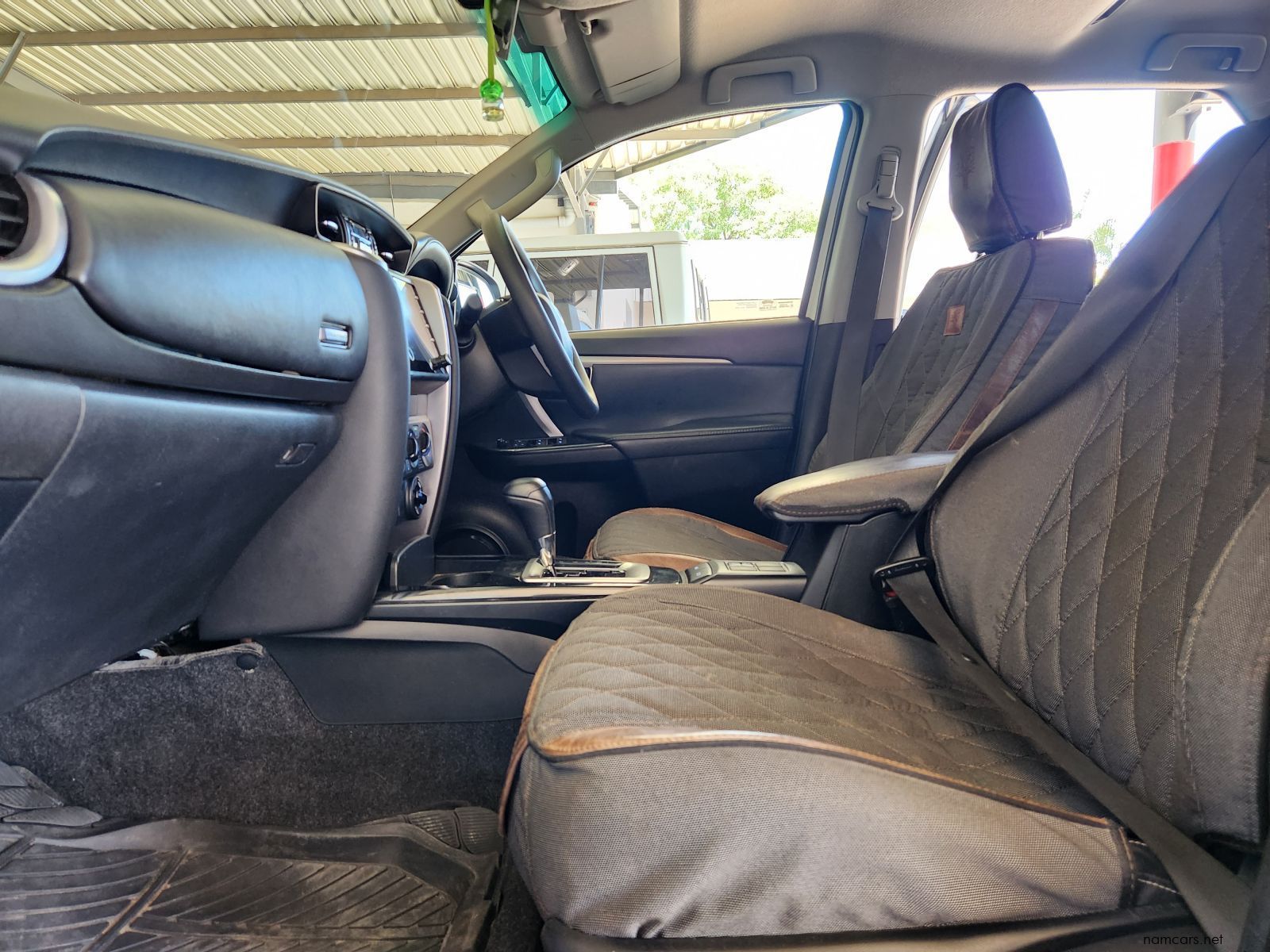 2023 Toyota Fortuner 2.4GD6 4x4 AT photo