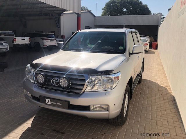 2008 Toyota LAND CRUISER 200 VX 4.5D photo