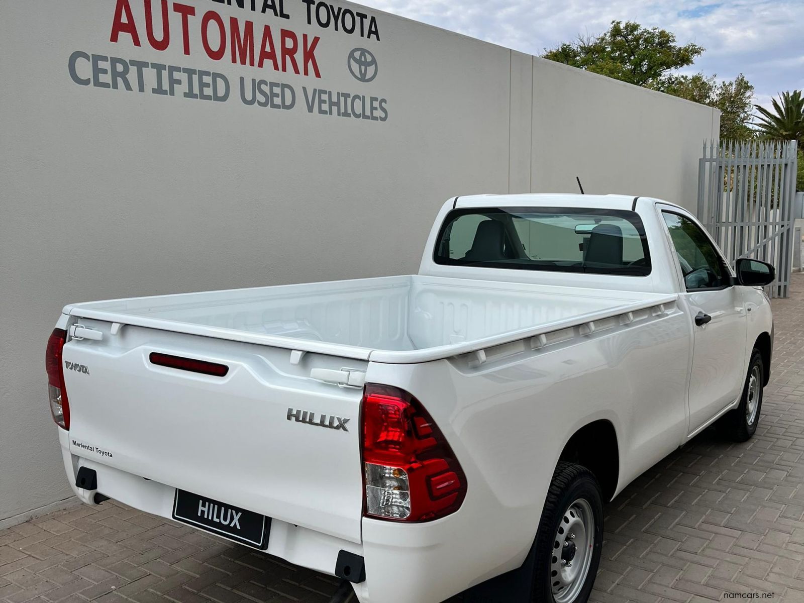 2025 Toyota Hilux SC 2.4GD 5MT A/C photo