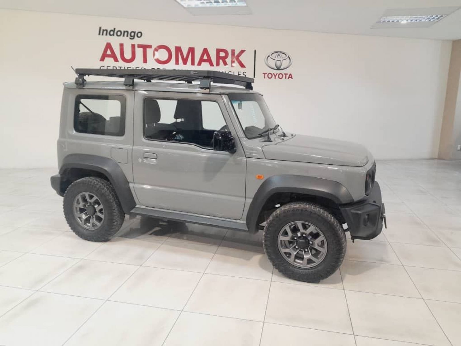 2019 Suzuki Jimny 1.5 Glx 4x4 MT photo