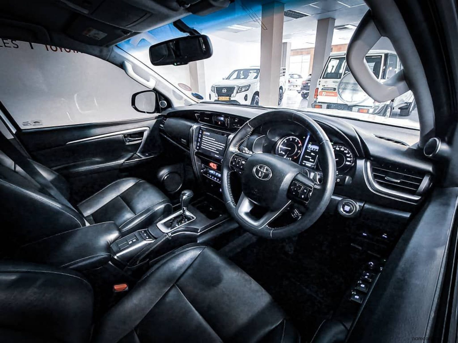 2021 Toyota Fortuner 2.8gd-6 4x4 A/t photo