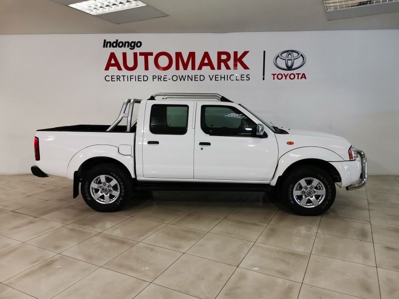 nissan hardbody 2.4 i