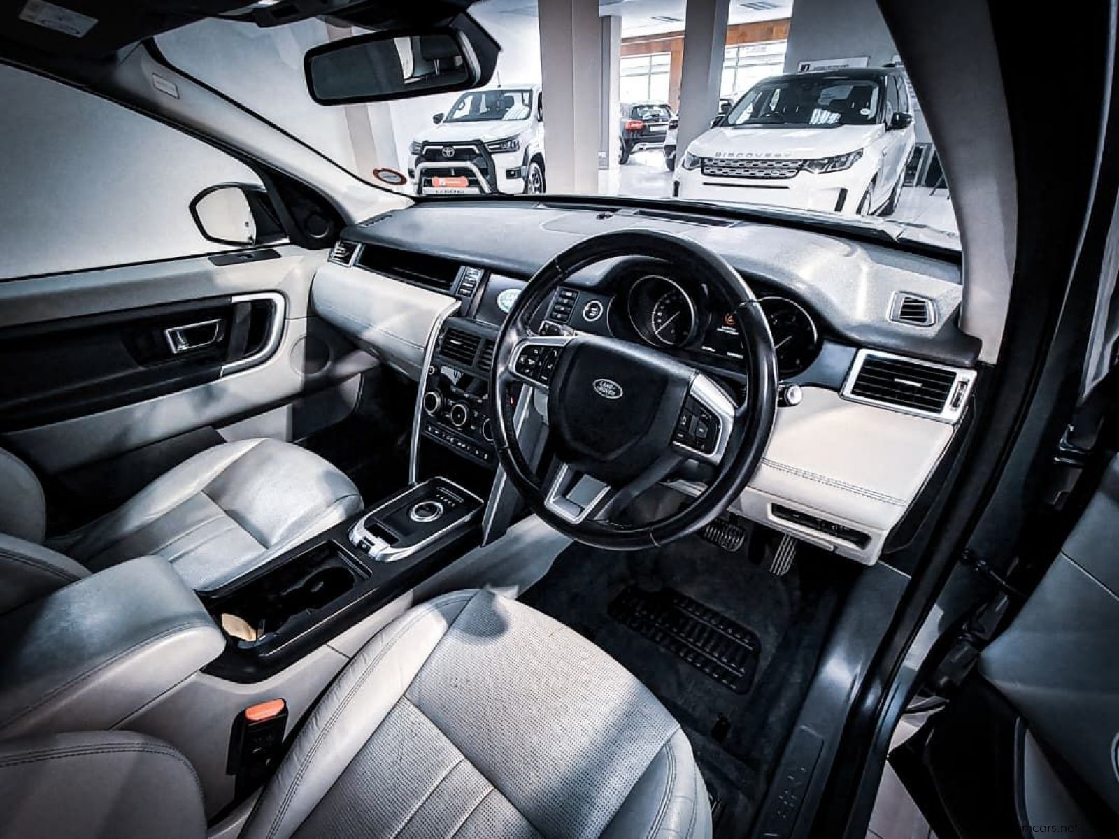 2018 Land Rover Land Rover Discovery Sport 2.0i4 D Se photo