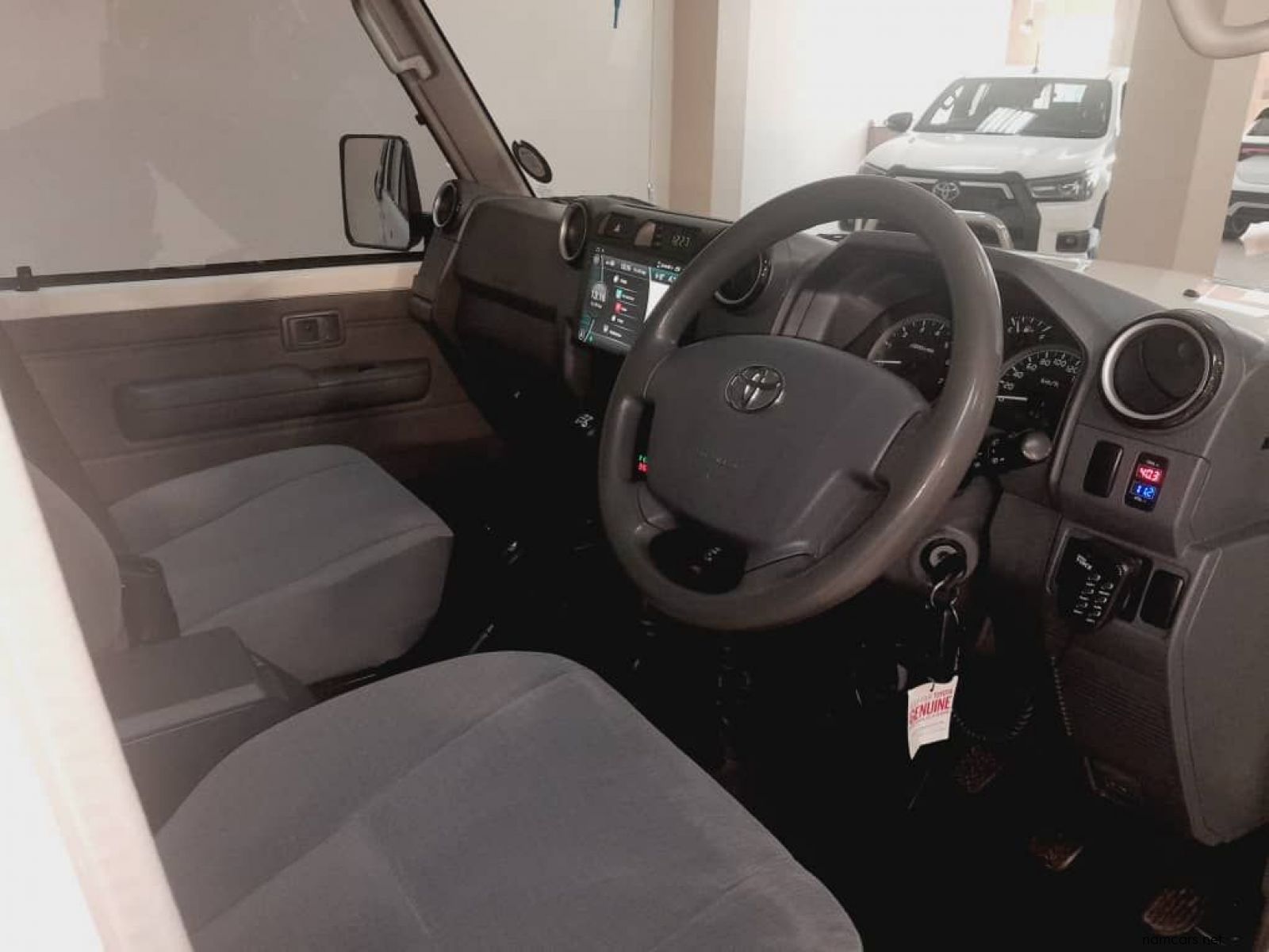 2018 Toyota Landcruiser 79 4.0p P/u D/c photo