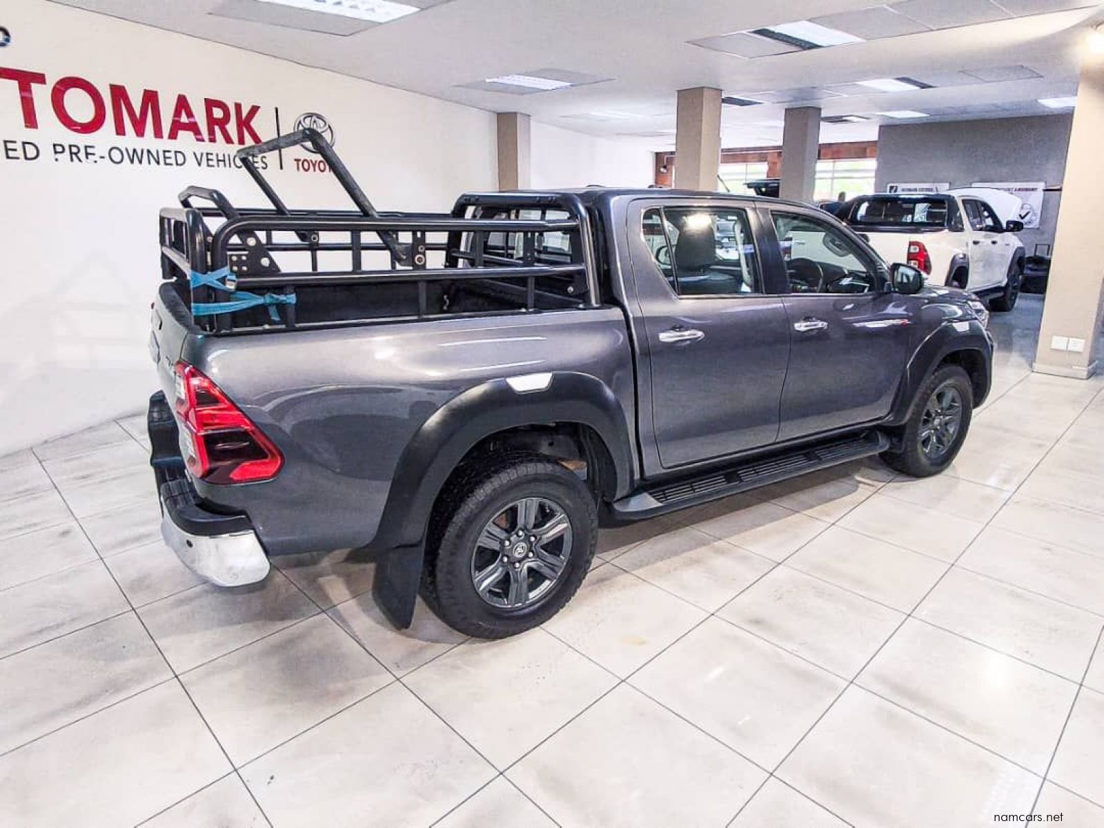 2023 Toyota Hilux 2.8 Gd-6 Raider 4x4 A/t P/u D/c photo