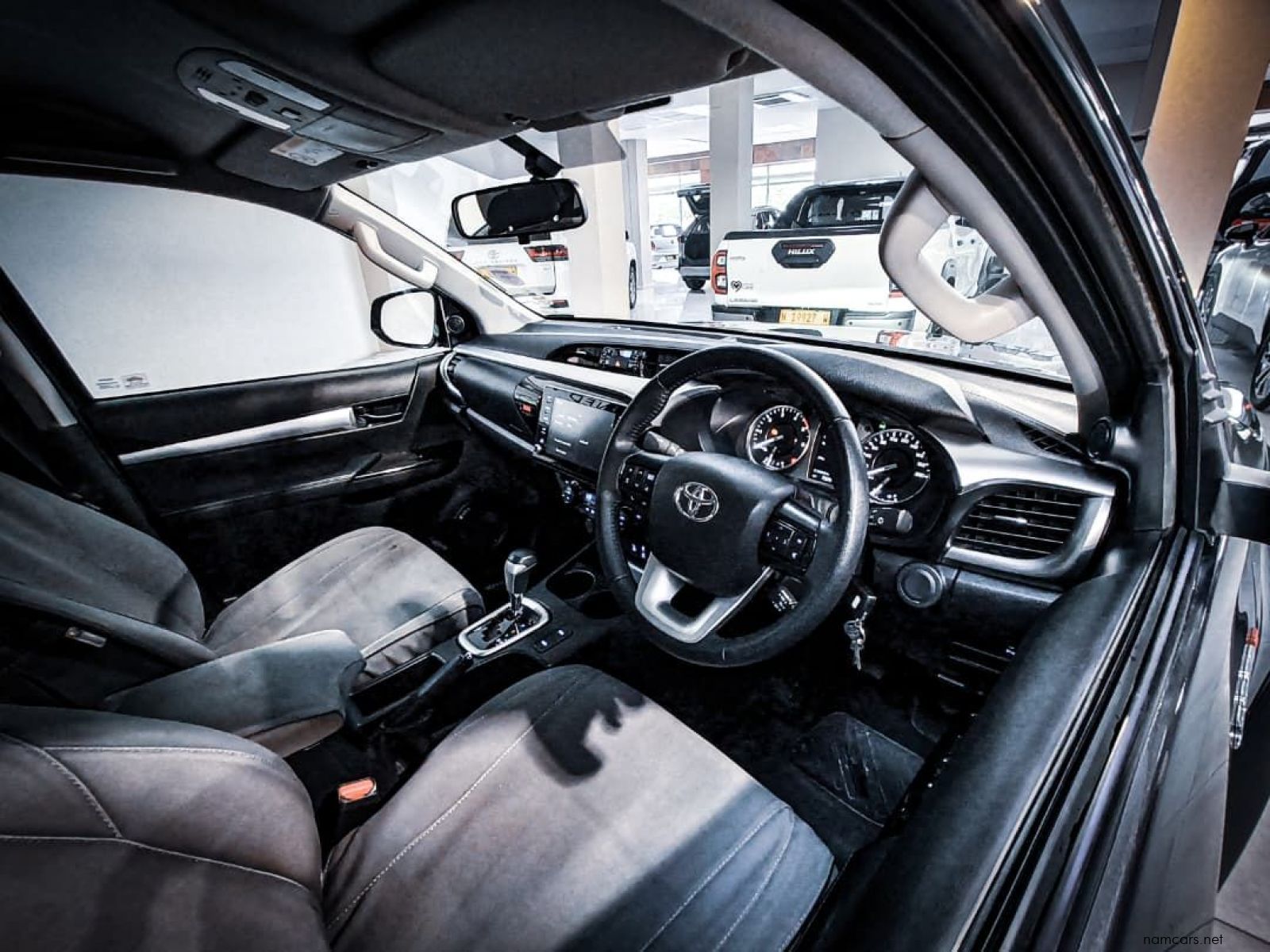 2023 Toyota Hilux 2.8 Gd-6 Raider 4x4 A/t P/u D/c photo