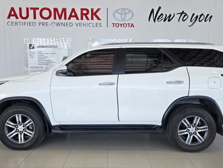 2020 Toyota Fortuner photo