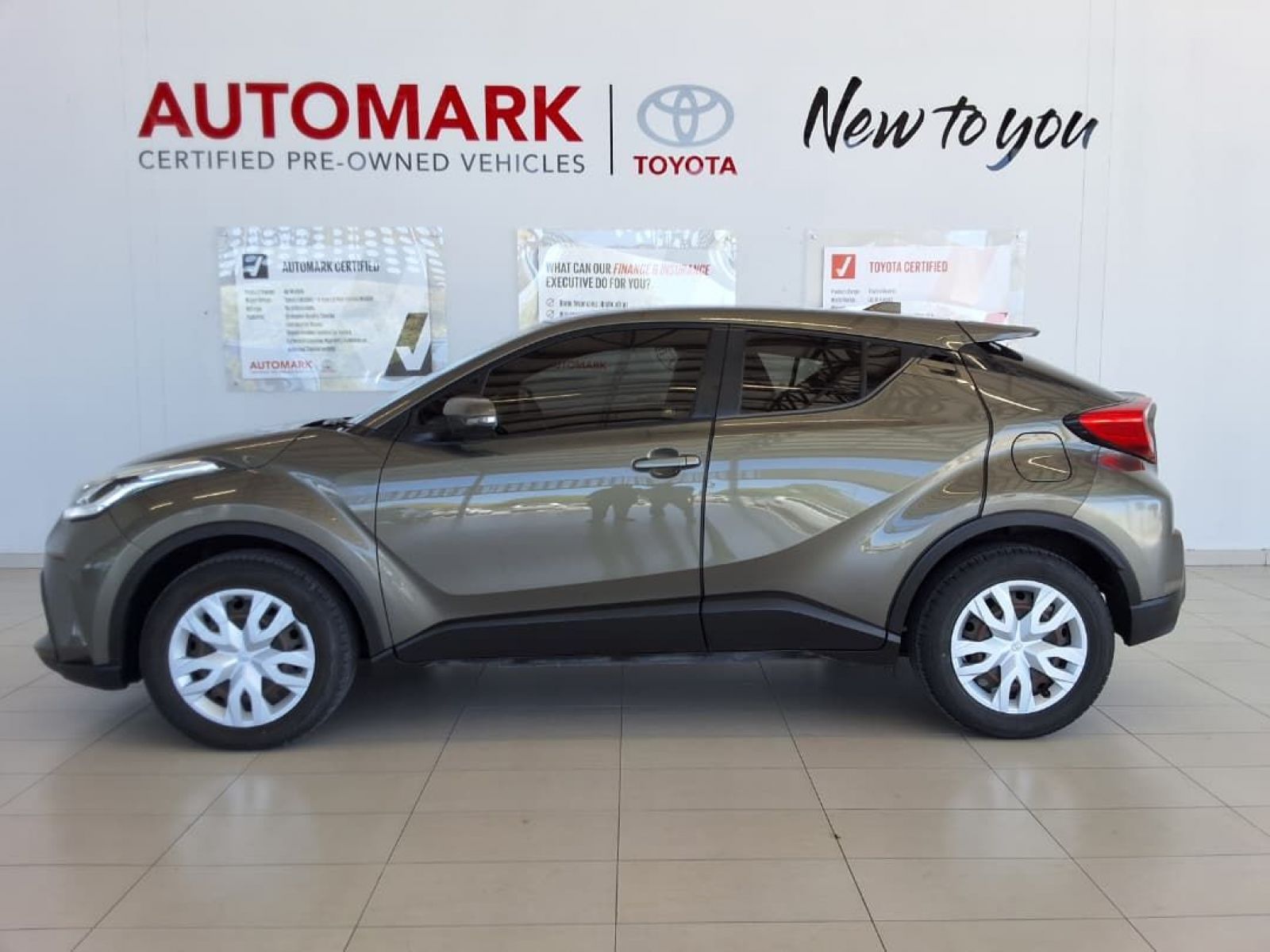 2021 Toyota C-HR 1.2T photo