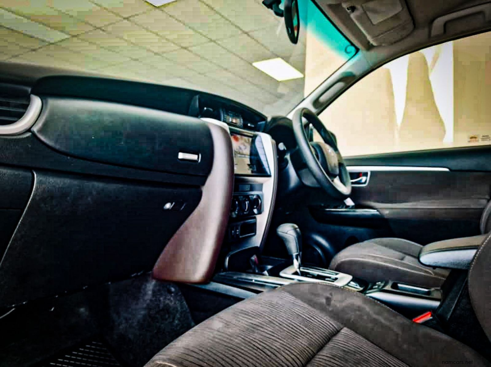 2016 Toyota Fortuner 2.4 RB AT 2x4 pictures