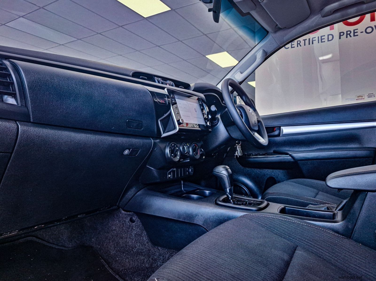 2024 Toyota Hilux Raider 2.4 Gd-6 4x4 AT pictures