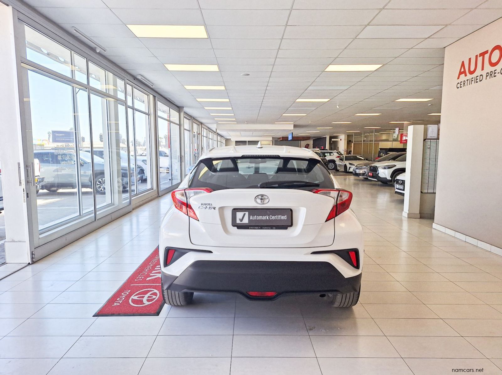 2019 Toyota C-HR 1.2T Plus CVT pictures