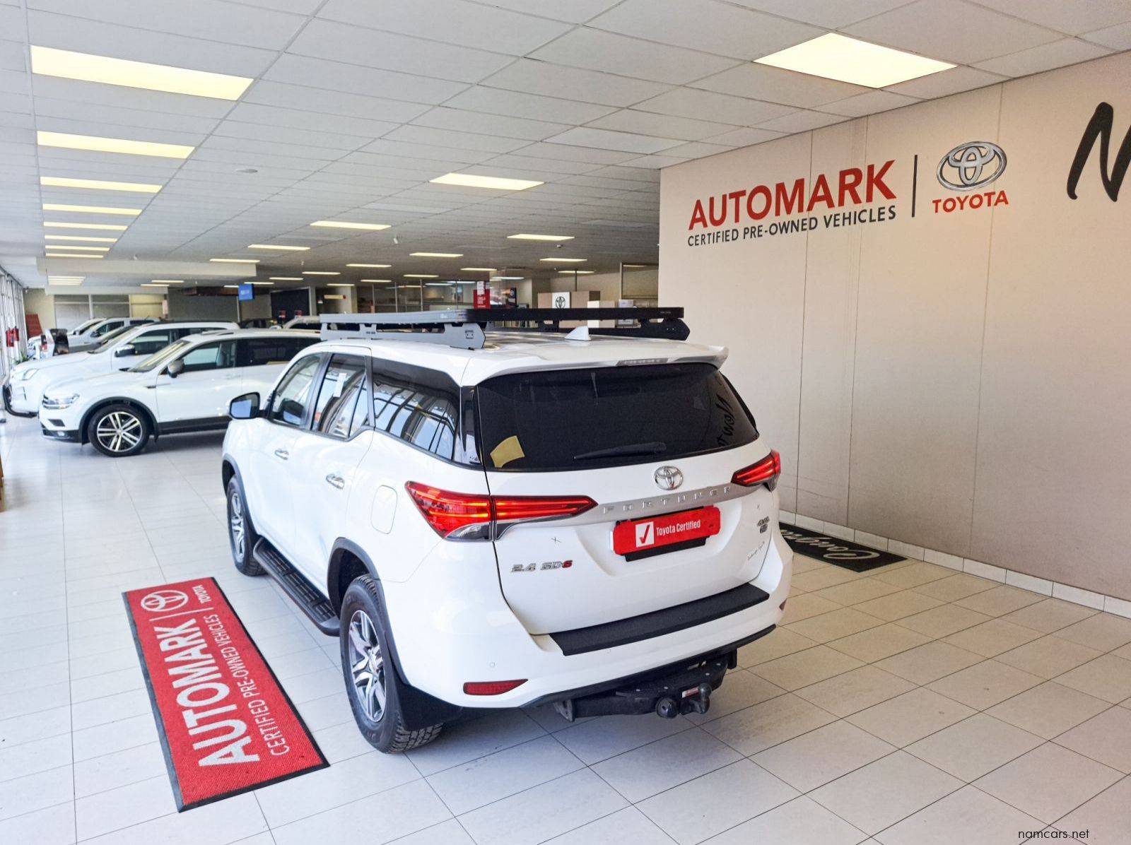 2022 Toyota Fortuner 2.4 GD-6 4x4 AT pictures