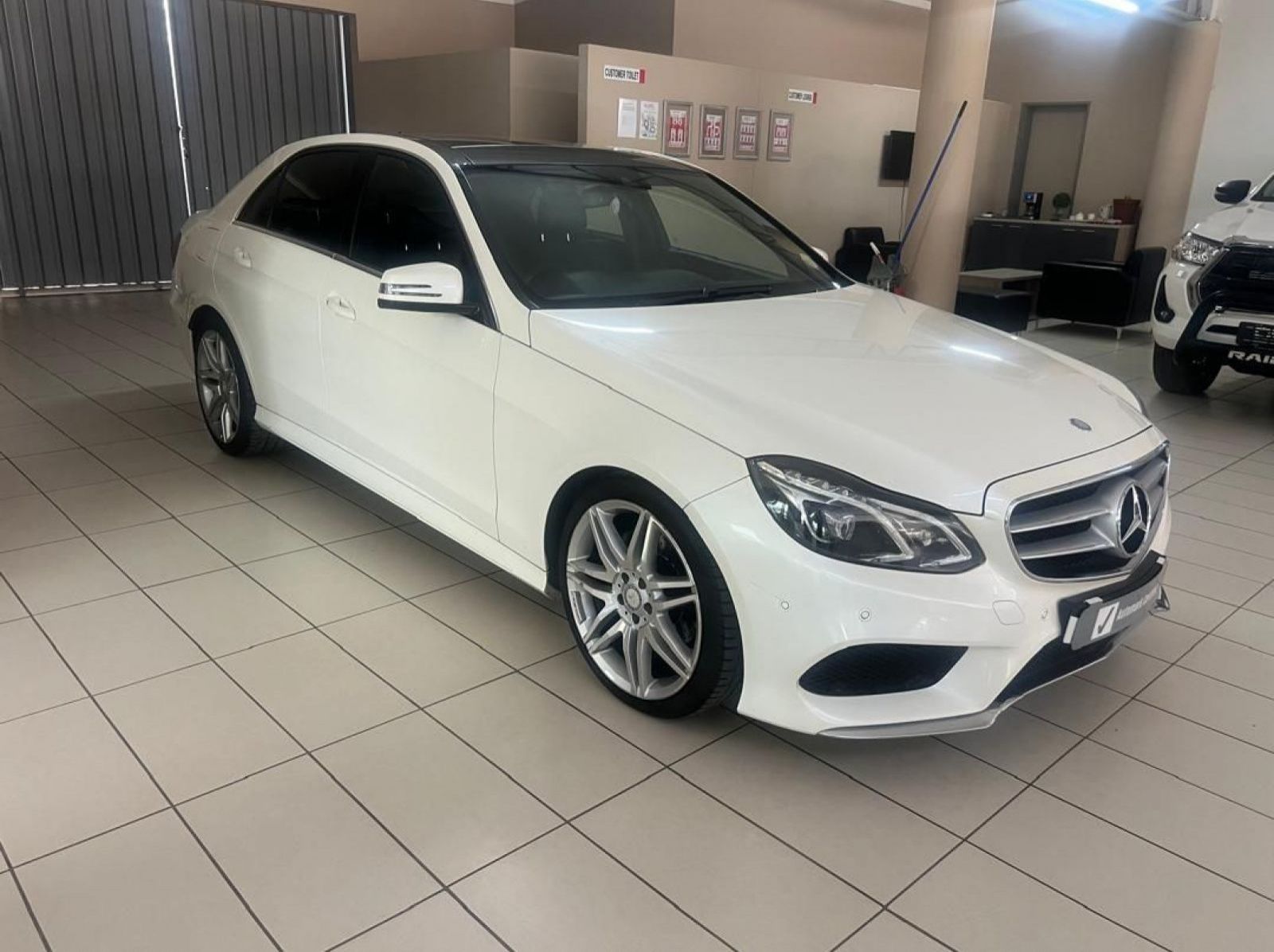 Used Mercedes-Benz e class  for sale in Windhoek, Walvis Bay, Okahandja, Gobabis, Mariental, Otjiwarongo, Ongwediva, Namibia