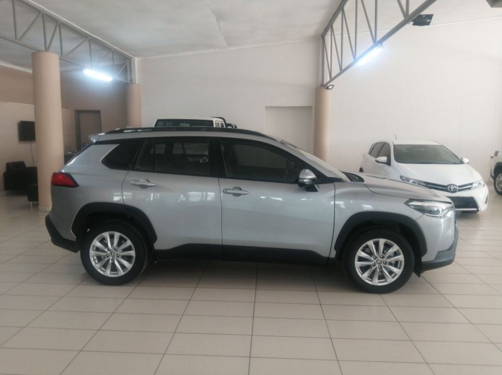 2022 Toyota Corolla Cros  1.8 XS CVT pictures