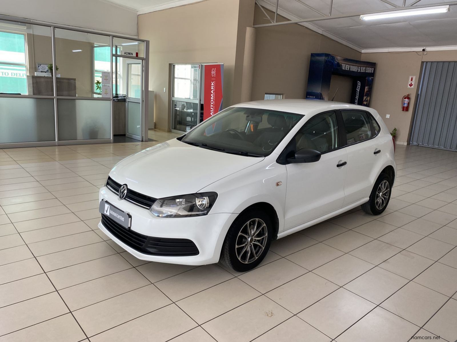 2017 Volkswagen vivo trendline 1.4 pictures