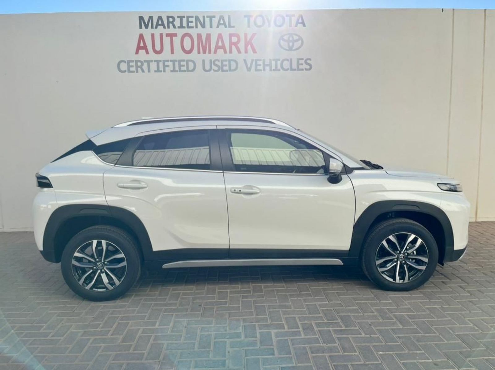 2025 Toyota Starlet Cross 1.5 XR AT pictures