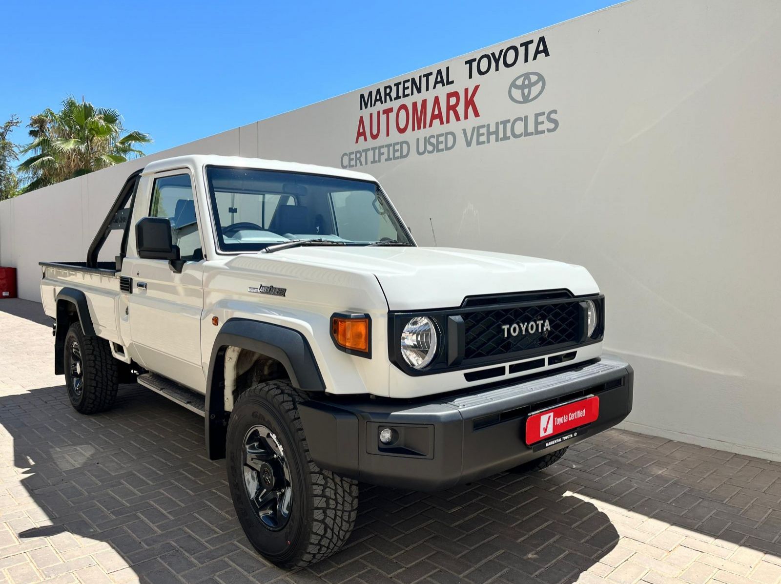 Used Toyota Land Cruiser Single Cab 2.8 AT  for sale in Windhoek, Walvis Bay, Okahandja, Gobabis, Mariental, Otjiwarongo, Ongwediva, Namibia