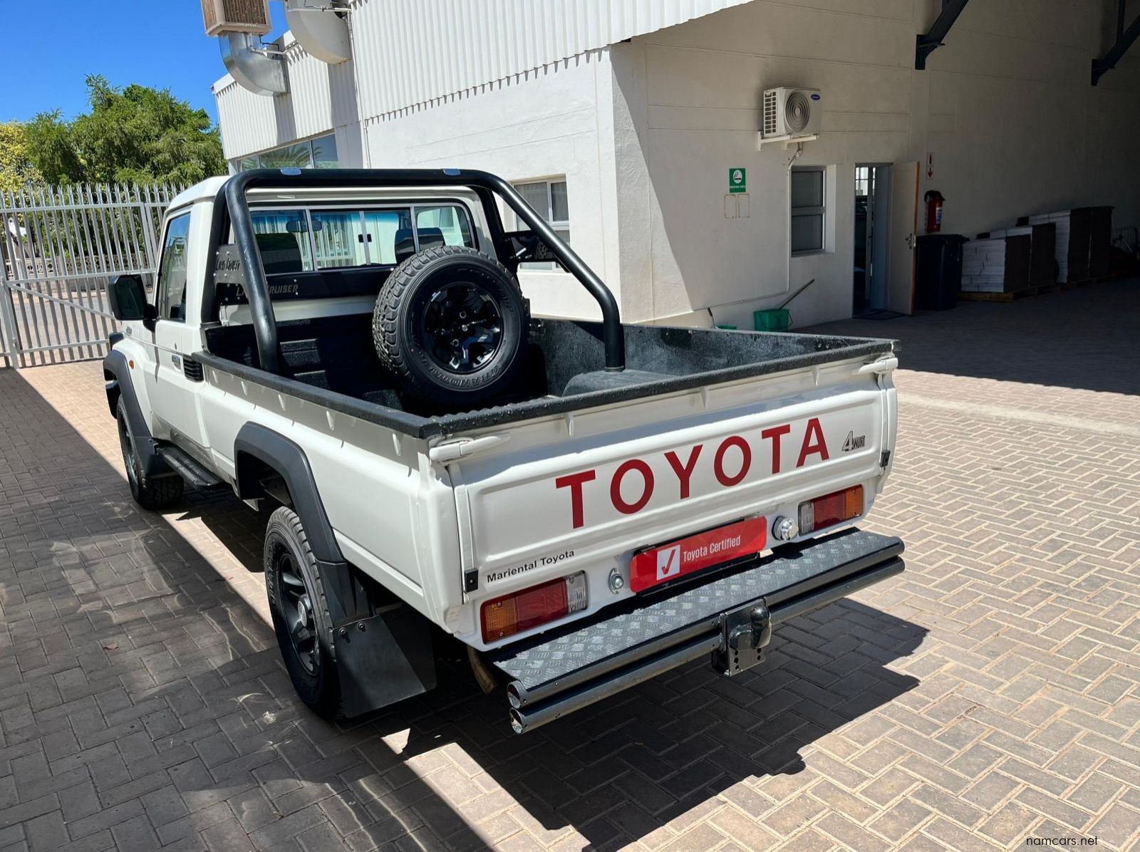 2025 Toyota Land Cruiser Single Cab 2.8 AT pictures