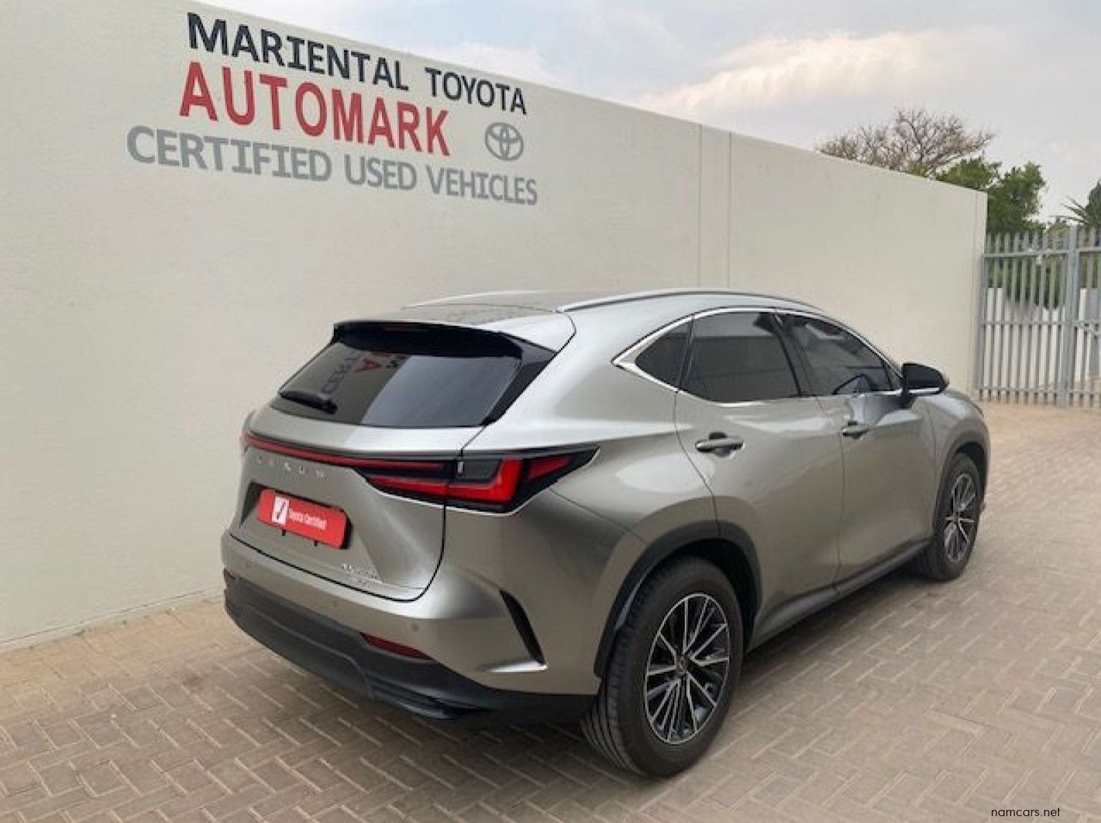 2025 Lexus Nx 350h Ex hybrid pictures