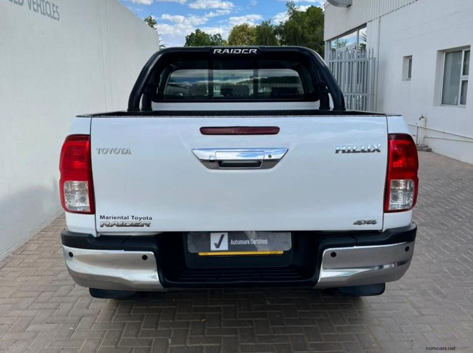 2023 Toyota Hilux Double Cab 2.4GD6 4X4 RAI AT pictures