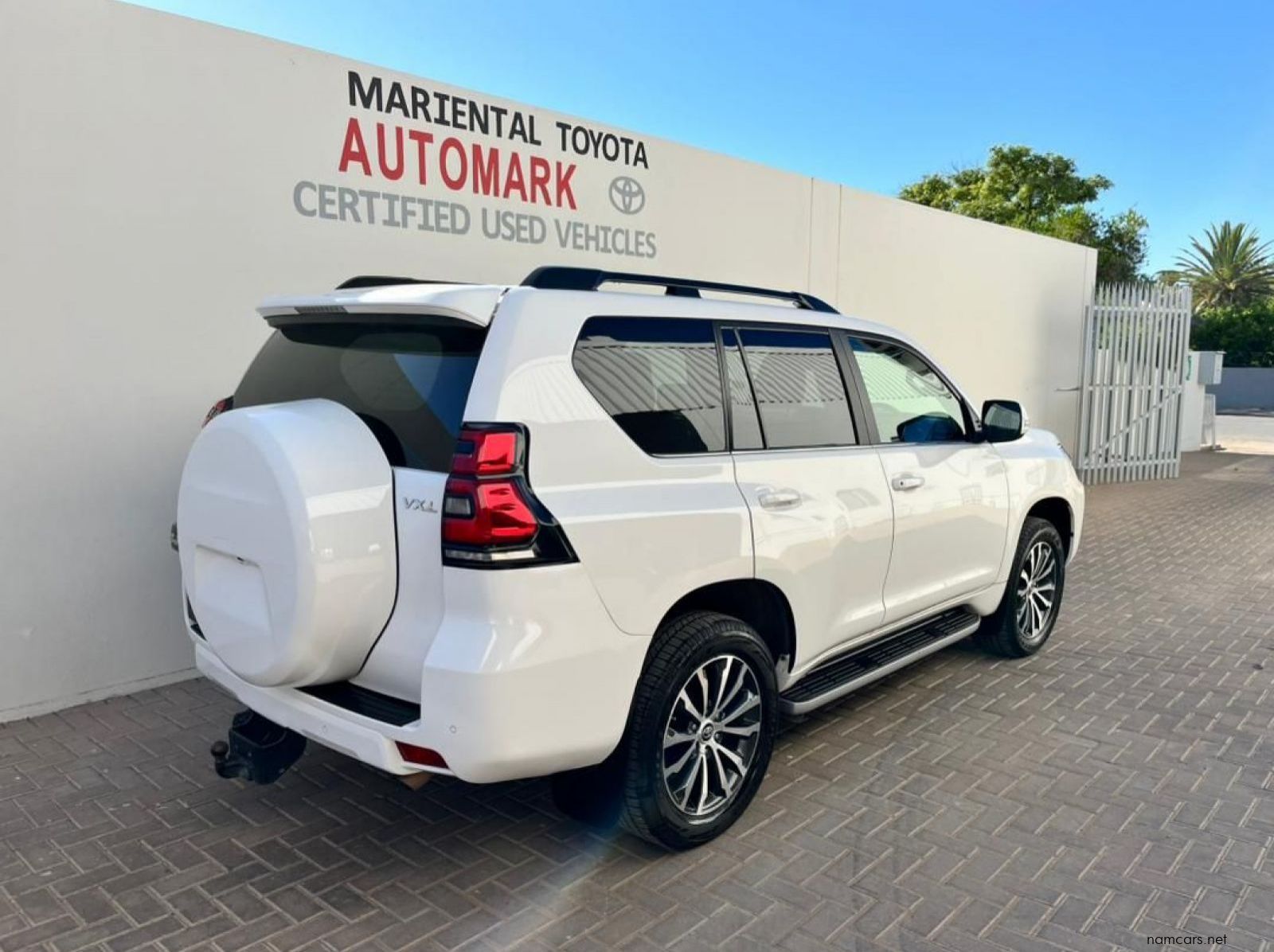 2022 Toyota Land Cruiser Prado 2.8GD VX-L pictures