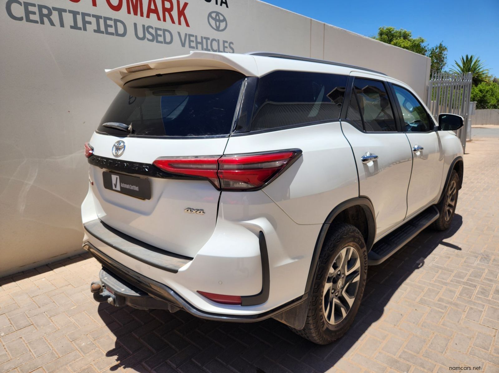 2023 Toyota Fortuner 2.4GD6 4x4 AT pictures